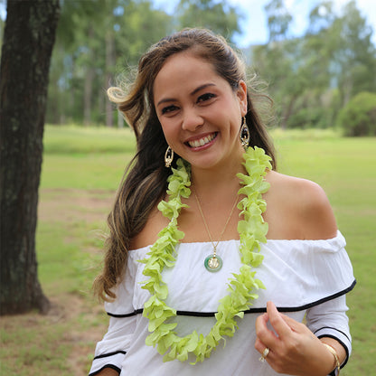 Single green orchid lei